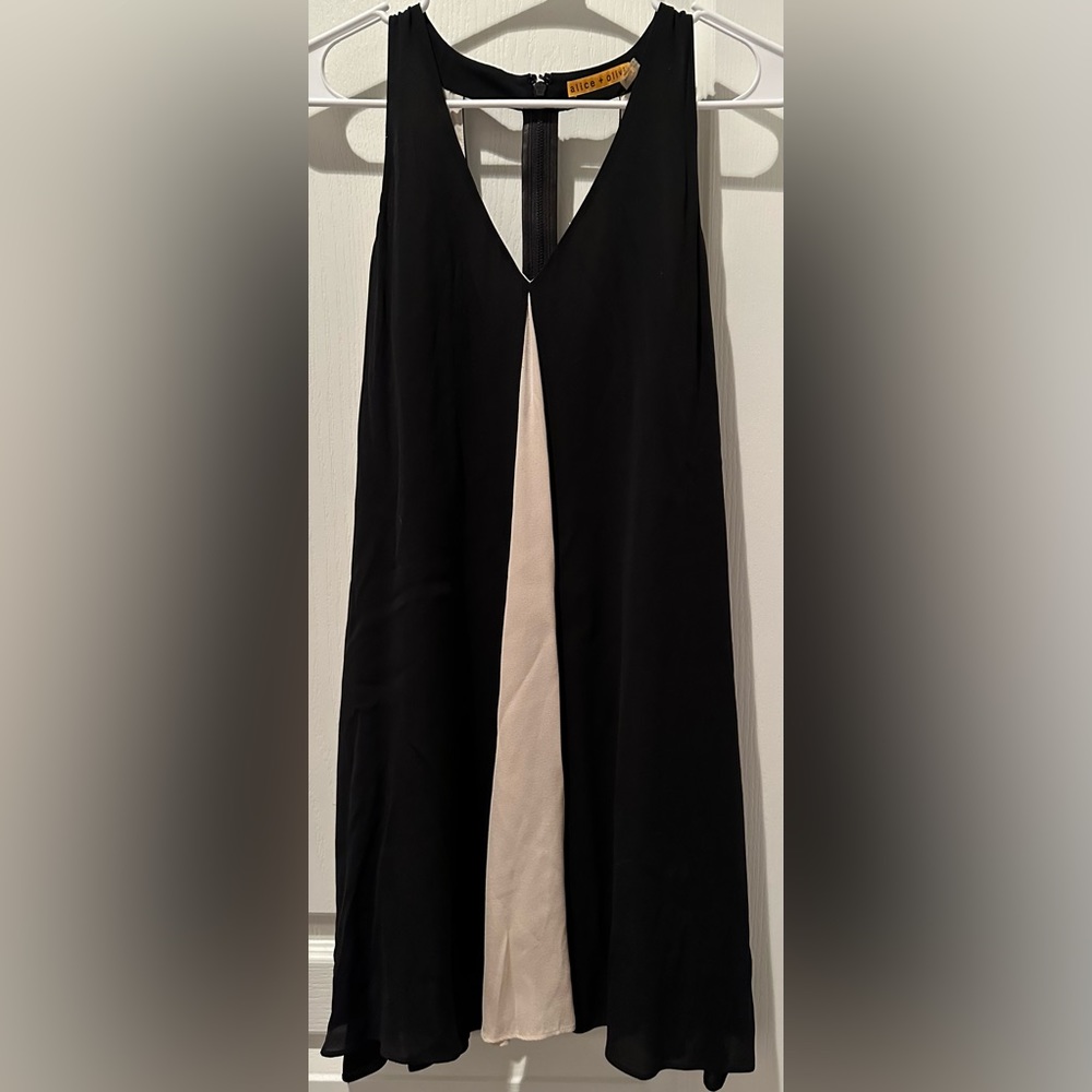 Alice + Olivia Rola Front Godet Leather T-
Back Trapeze Dress - Picture 2 of 8